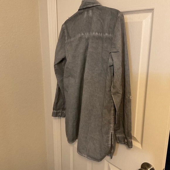 Chic connection women button blouse, size large nwt - Picture 8 of 10